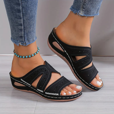 Laura™ ComFeet Orthopaedic Sandals