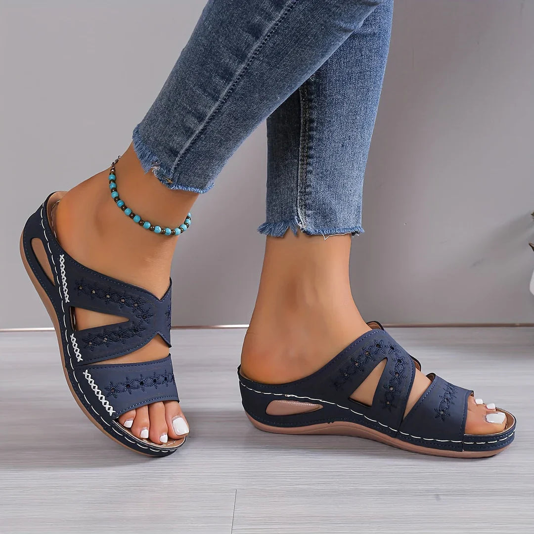 Laura™ ComFeet Orthopaedic Sandals