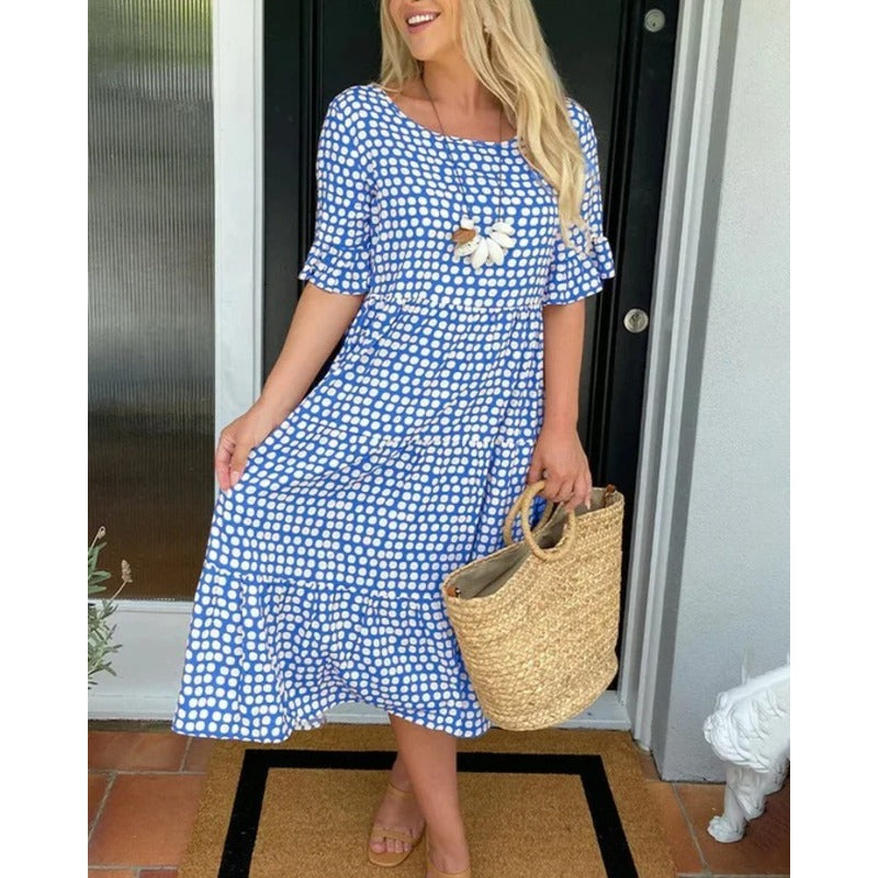 Claire | Stylish summer dress with polka dots