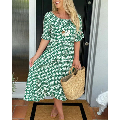 Claire | Stylish summer dress with polka dots